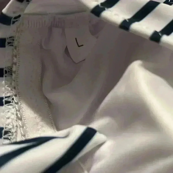 COPY - Women’s bathing suit - Picture 3 of 3